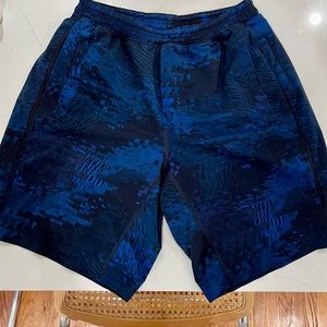 Lululemon - Men’s Shorts - M